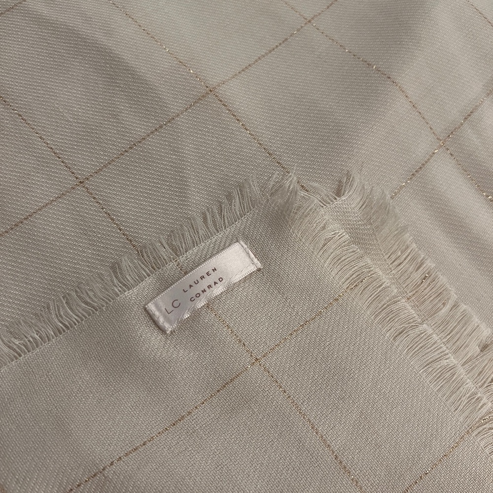LC Lauren Conrad Cream Scarf with Quilted Pattern